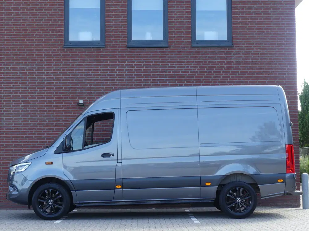 Mercedes-Benz Sprinter 317 CDI L2H2 LED uit 2024, foto 3