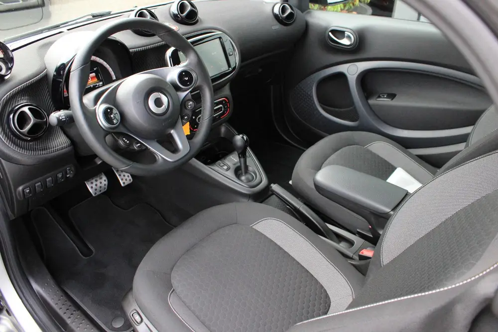 Smart ForTwo EQ BRABUS Mattrunner Brabus Mattrunner | Camera uit 2021, foto 2
