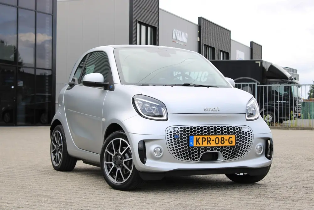 Smart ForTwo EQ BRABUS Mattrunner Brabus Mattrunner | Camera uit 2021, foto 4