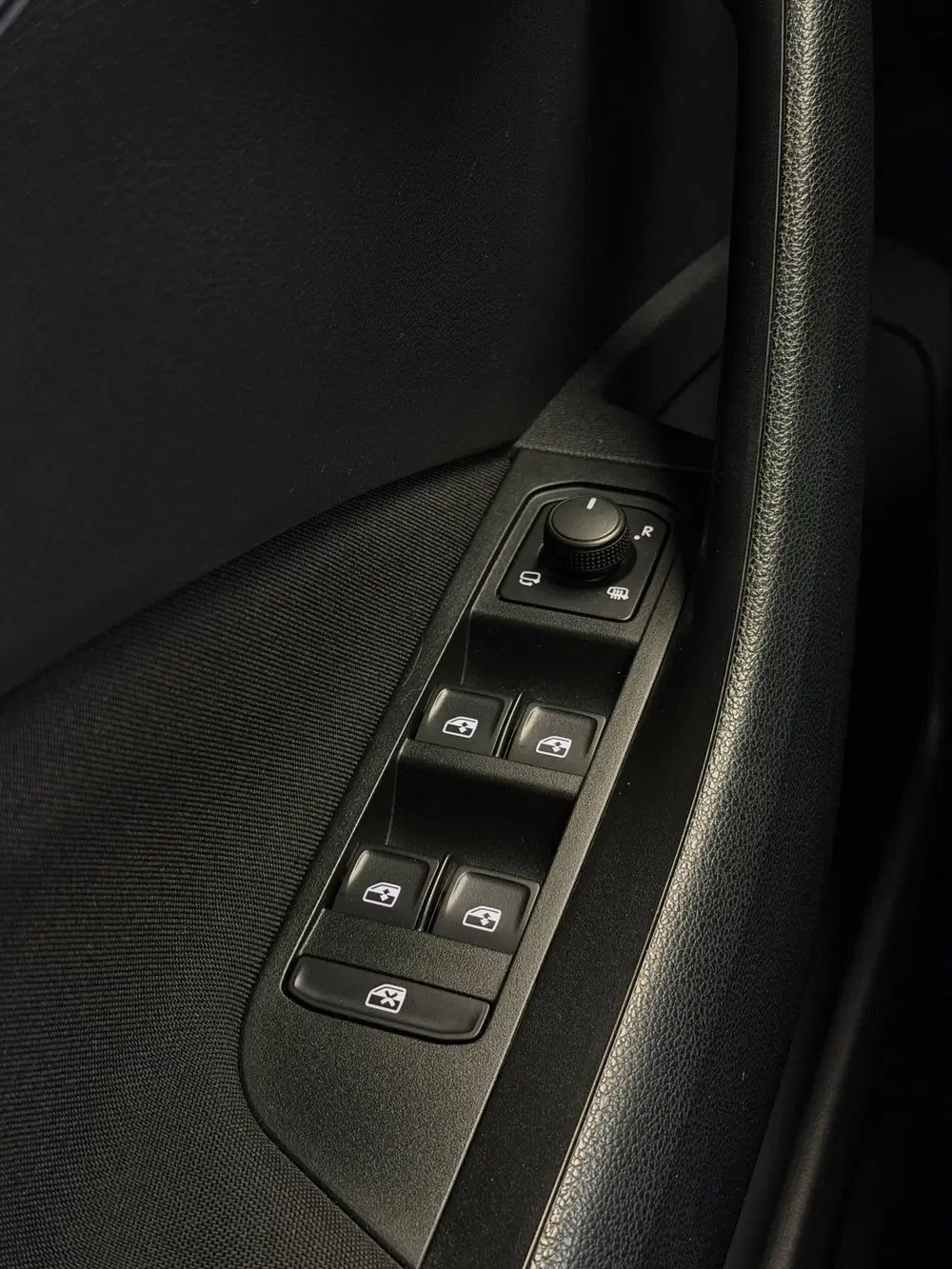 Skoda Kamiq 1.5 TSI Monte Carlo Pano CarPlay Camera uit 2020, foto 20