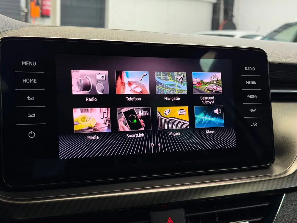 Skoda Kamiq 1.5 TSI Monte Carlo Pano CarPlay Camera uit 2020, foto 6