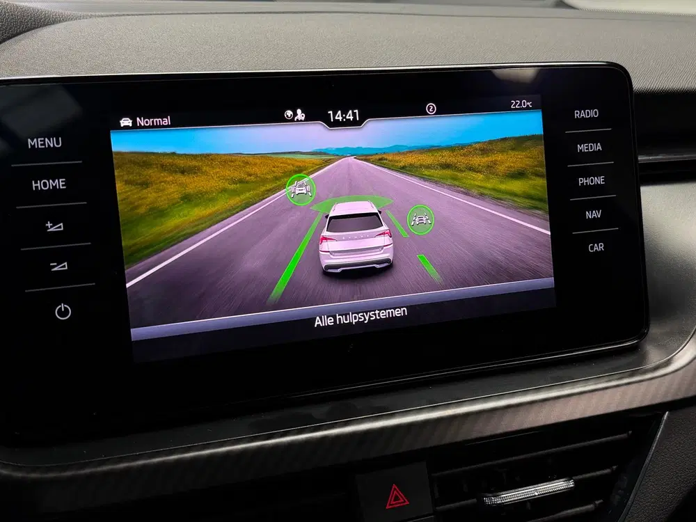 Skoda Kamiq 1.0 TSI Monte Carlo Pano Camera CarPlay uit 2022, foto 13