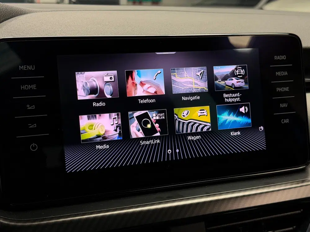 Skoda Kamiq 1.0 TSI Monte Carlo Pano Camera CarPlay uit 2022, foto 9