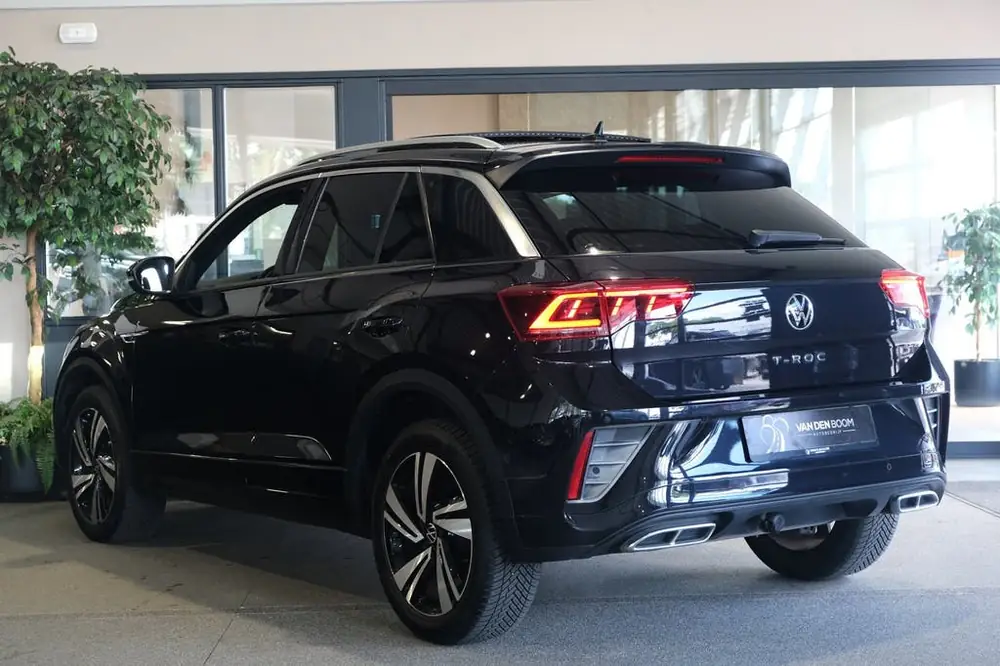 Volkswagen T-Roc 1.5 TSI 2x R-Line 150PK DSG Facelift Pano V uit 2023, foto 2