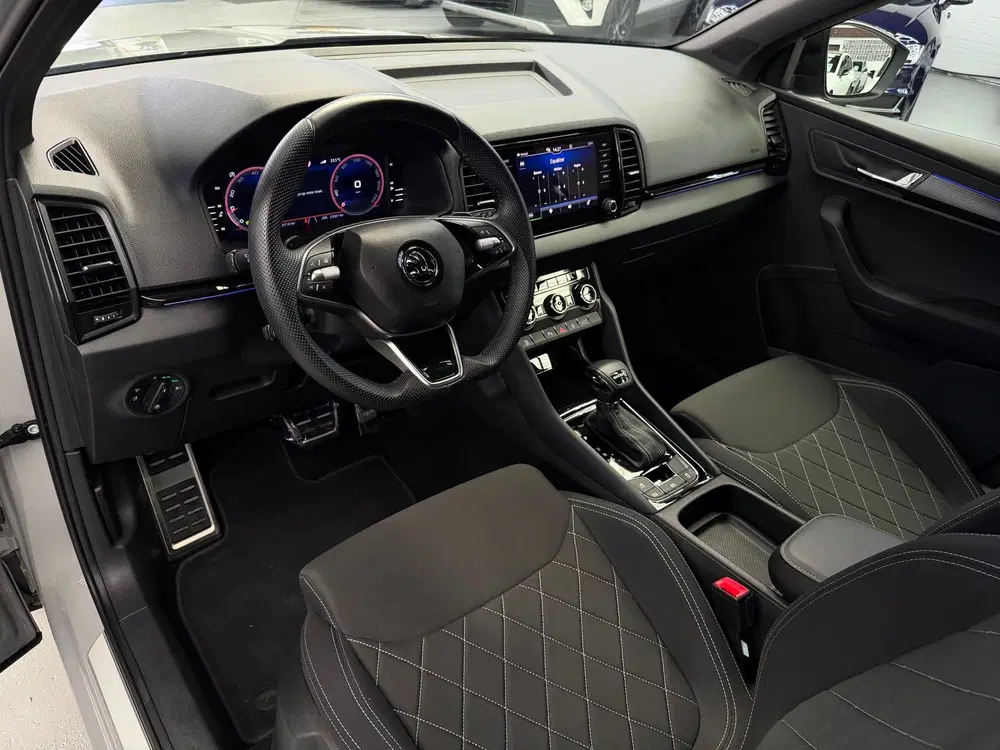 Skoda Karoq 1.5 TSI ACT Sportline CarPlay Nardo uit 2024, foto 3