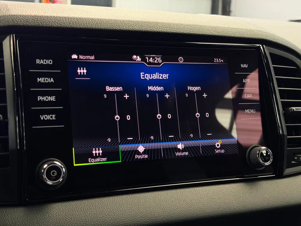 Skoda Karoq 1.5 TSI ACT Sportline CarPlay Nardo uit 2024, foto 5