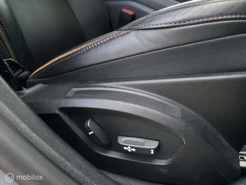 Volvo V40 Cross Country 1.5 T3 Polar+ uit 2019, foto 10