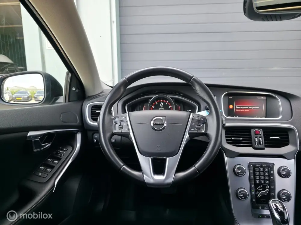 Volvo V40 Cross Country 1.5 T3 Polar+ uit 2019, foto 18