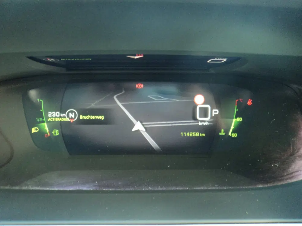 Peugeot 2008 1.2 PureTech 130 GT uit 2022, foto 18