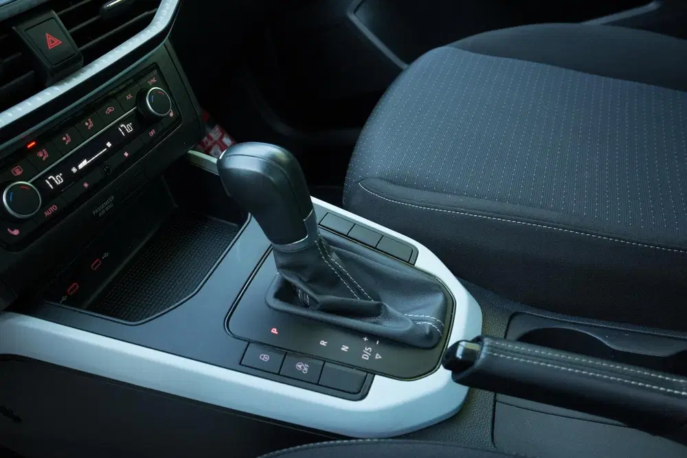 SEAT Arona 1.0 EcoTSI Style Business Connect uit 2024, foto 13