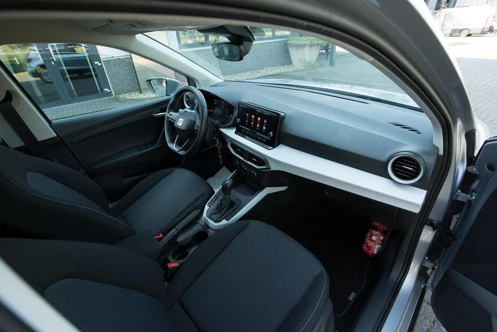 SEAT Arona 1.0 EcoTSI Style Business Connect uit 2024, foto 18