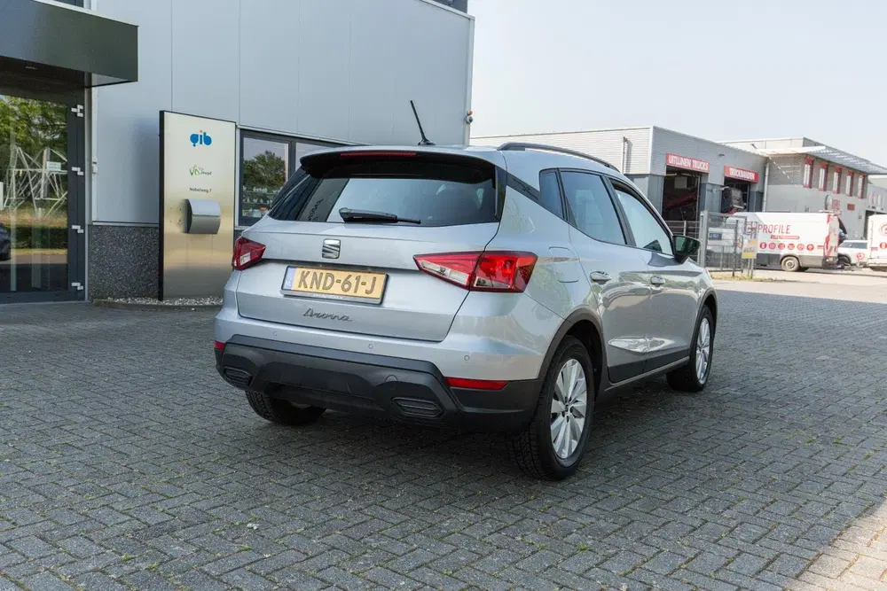 SEAT Arona 1.0 EcoTSI Style Business Connect uit 2024, foto 4