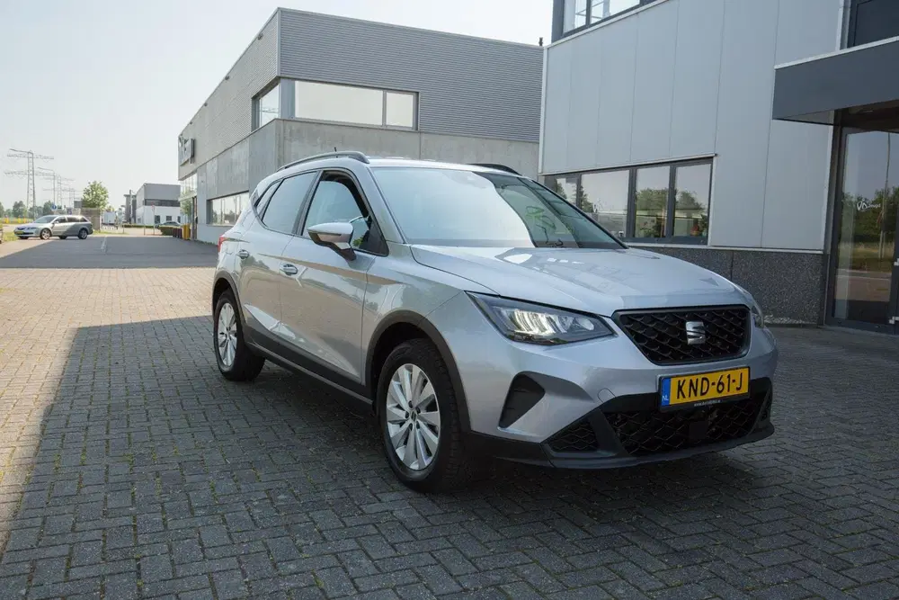 SEAT Arona 1.0 EcoTSI Style Business Connect uit 2024, foto 6