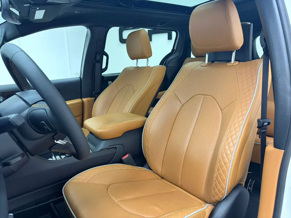 Chrysler Pacifica 3.6 V6 Hybride Pinnacle (bj 2023) uit 2023, foto 6