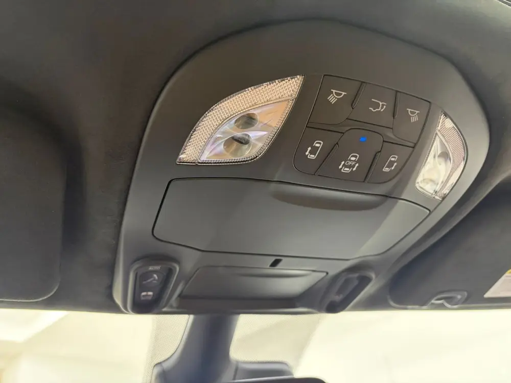 Chrysler Voyager 3.6 V6 Hybride Pinnacle (bj 2023) uit 2023, foto 13
