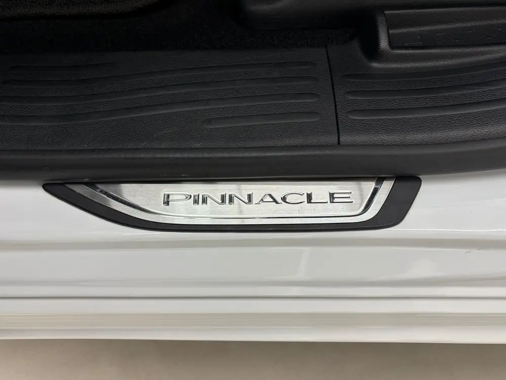 Chrysler Voyager 3.6 V6 Hybride Pinnacle (bj 2023) uit 2023, foto 5
