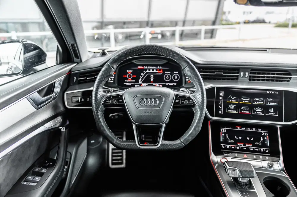 Audi RS6 4.0 TFSI Quattro uit 2020, foto 13