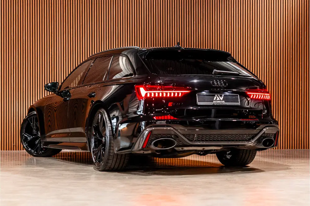 Audi RS6 4.0 TFSI Quattro uit 2020, foto 7