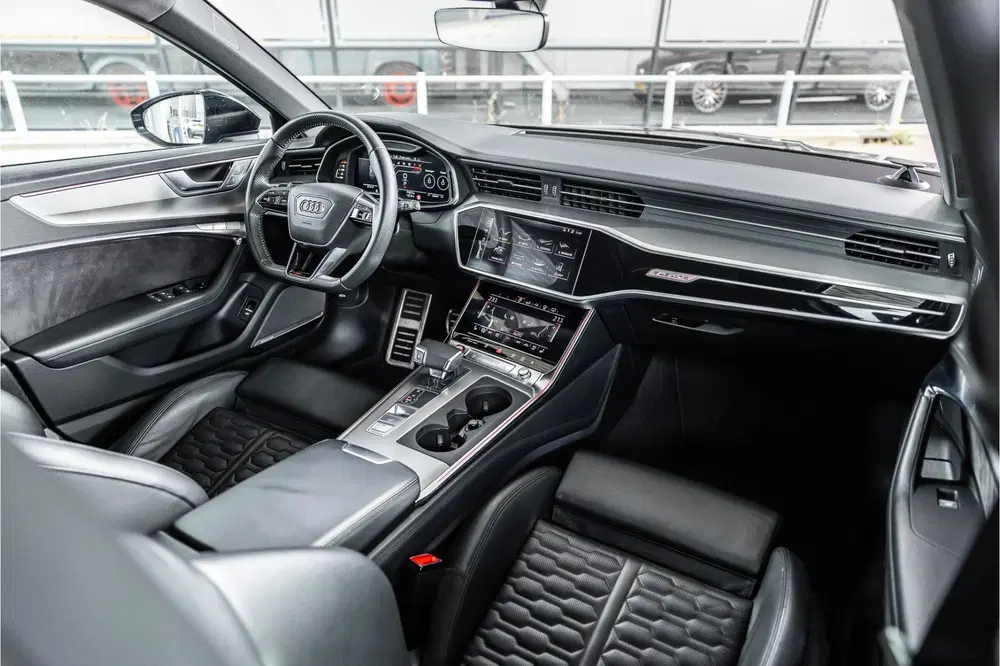 Audi RS6 4.0 TFSI Quattro uit 2020, foto 8