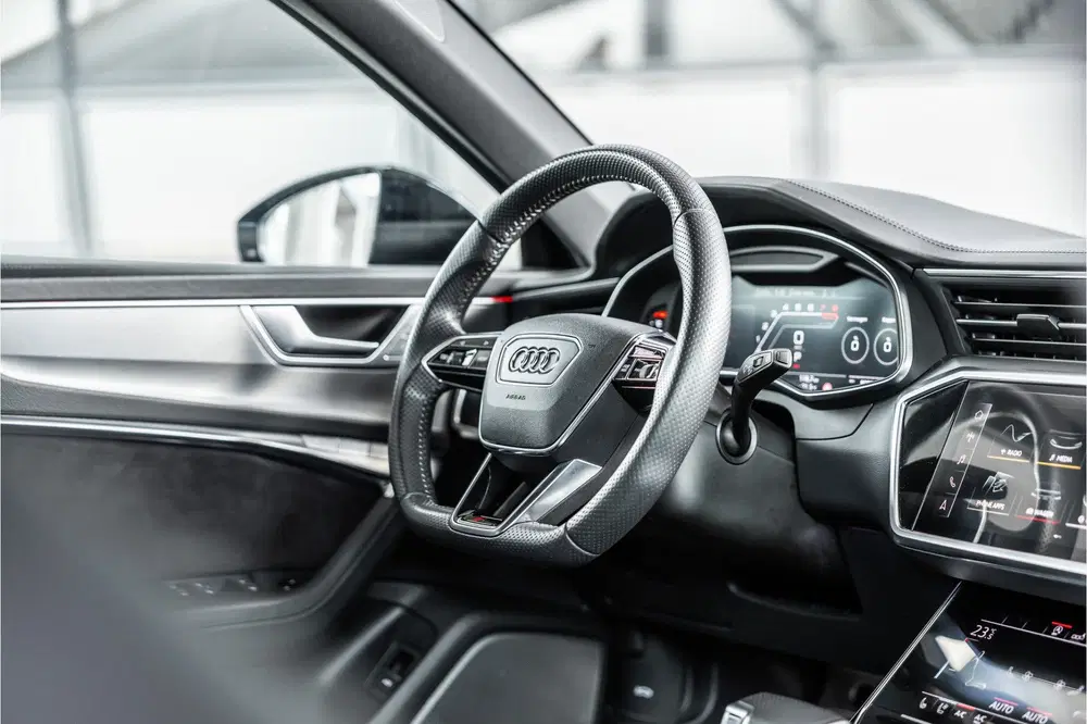 Audi RS6 4.0 TFSI Quattro uit 2020, foto 9