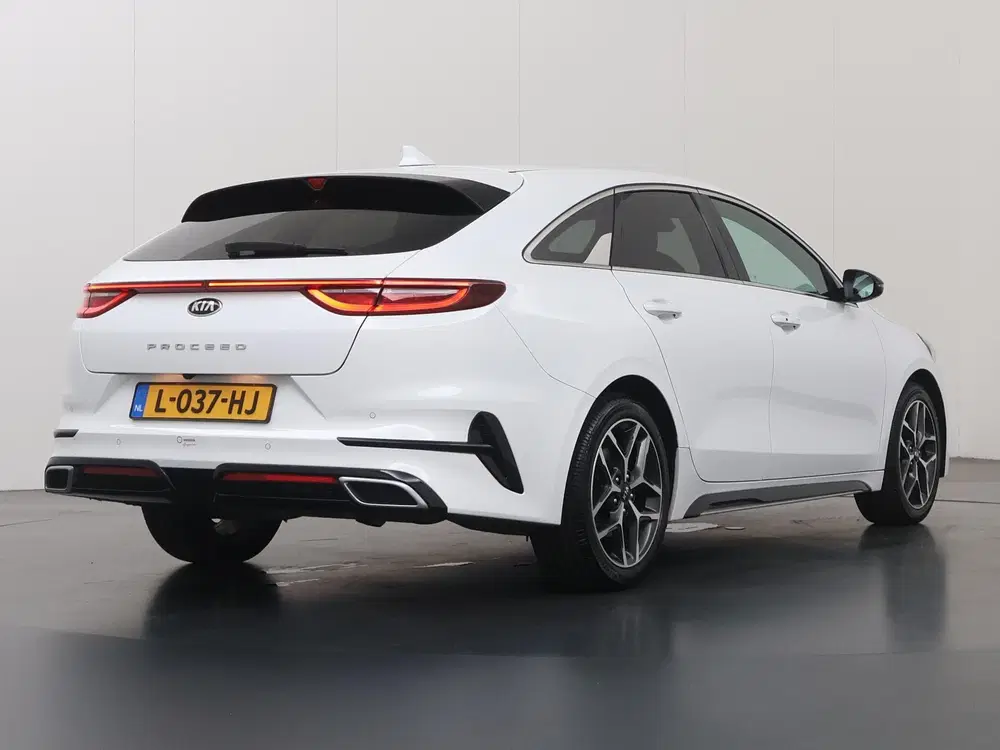 Kia ProCeed 1.5 T-GDI GT-Line uit 2021, foto 2