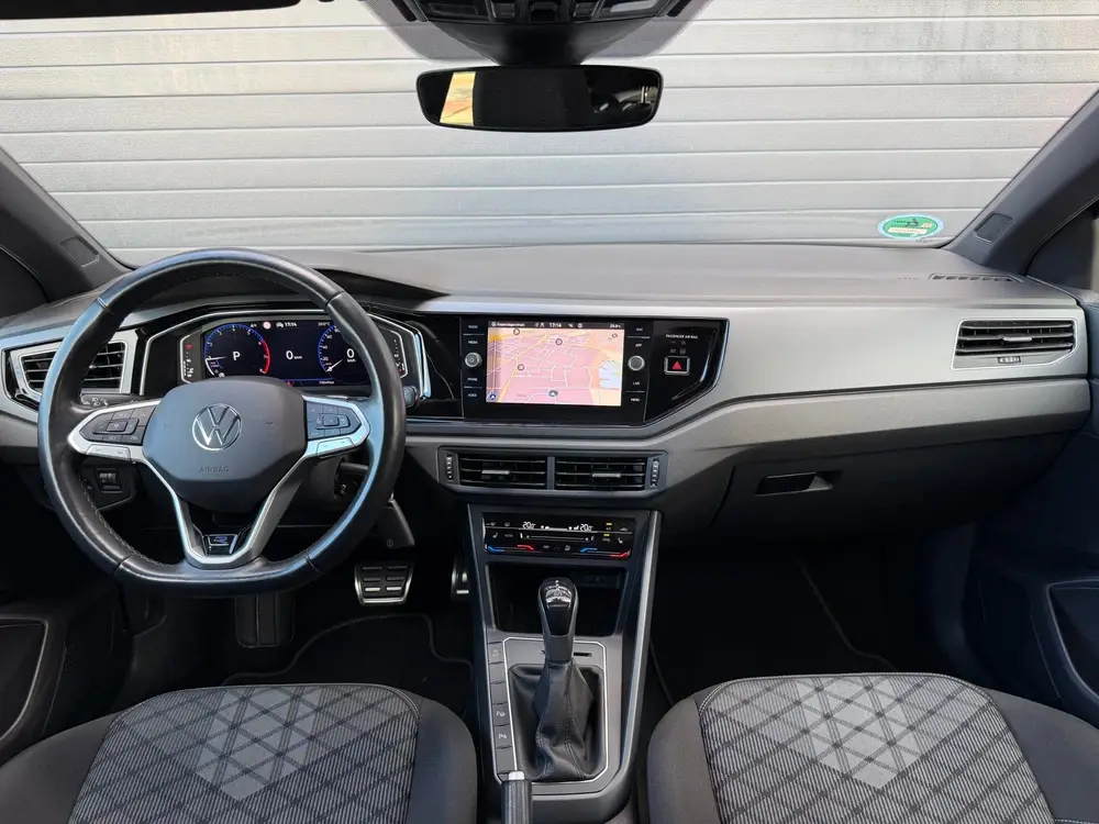 Volkswagen POLO 1.0 TSI R-Line Business|PANO|VIRTUAL|17"|STO uit 2022, foto 17
