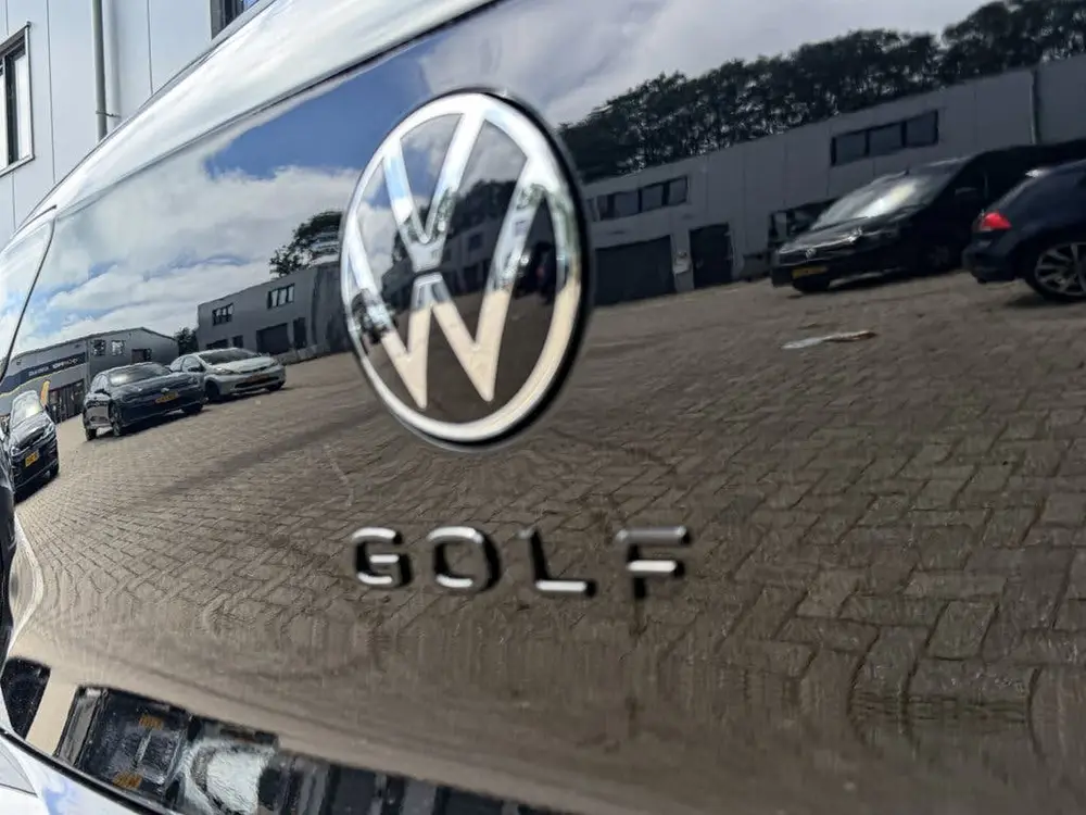 Volkswagen Golf 8.5 1.5 eTSI R-Line PANO | HUD | IQ LED uit 2025, foto 13