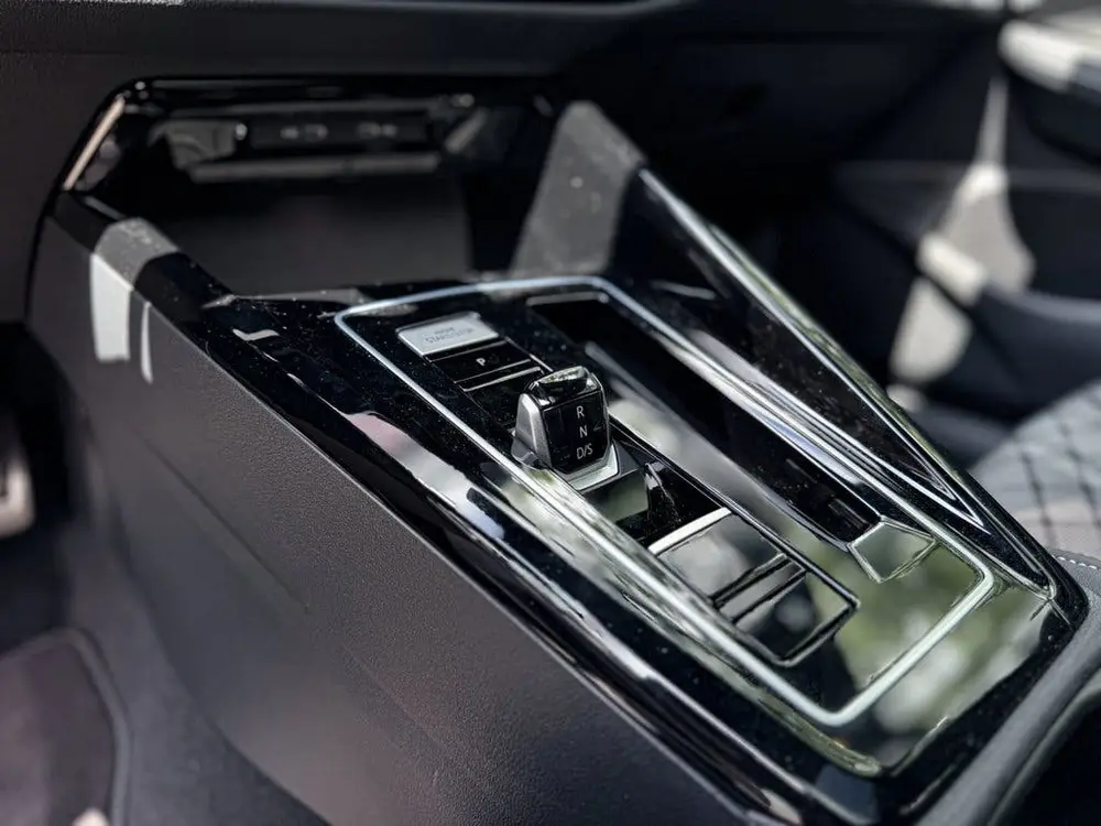 Volkswagen Golf 8.5 1.5 eTSI R-Line PANO | HUD | IQ LED uit 2025, foto 17