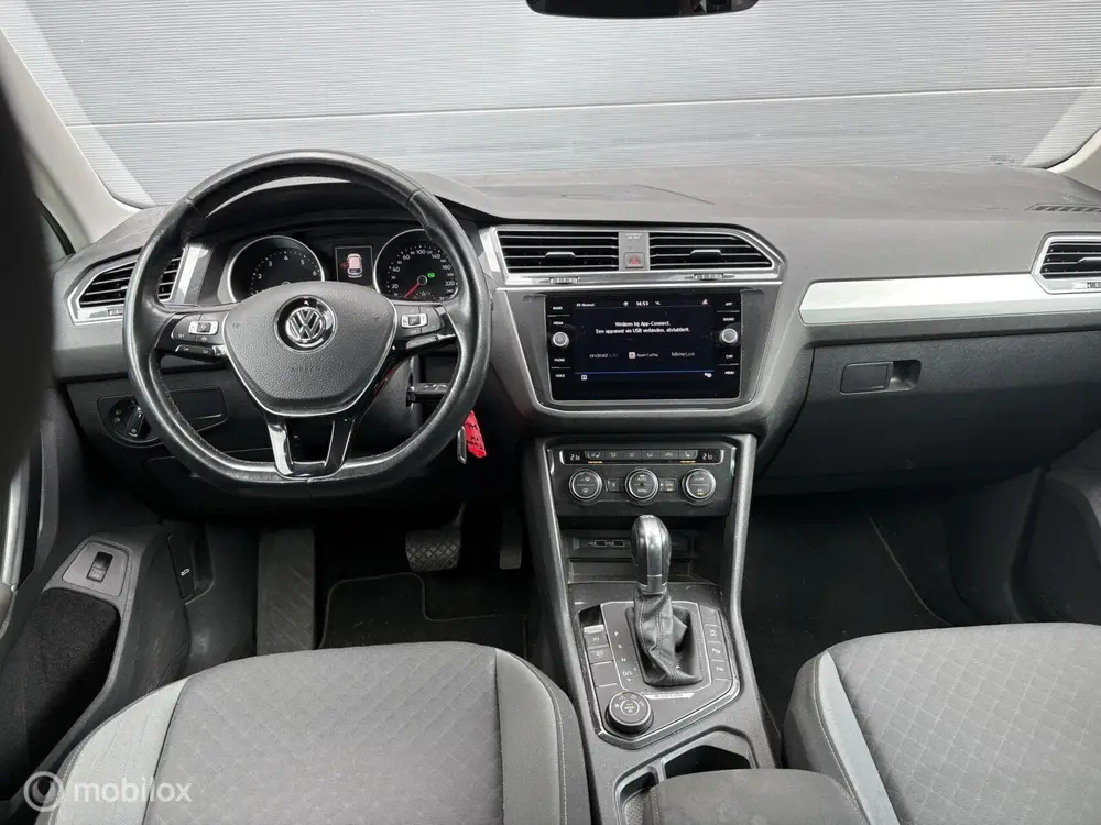 Volkswagen Tiguan 2.0 TSI 4Motion Highline / DAKSCHADE uit 2019, foto 12