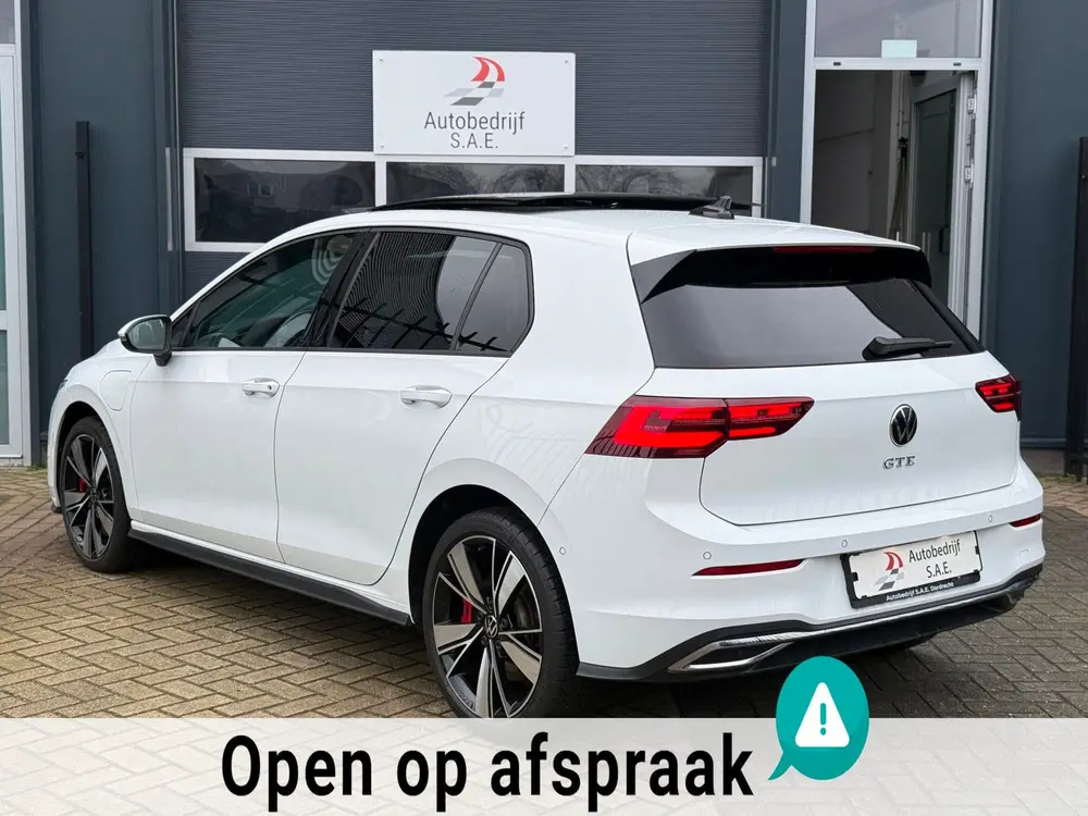 Volkswagen Golf 1.4 eHybrid GTE 245 pk IQ LIGHT PANO HUD SFE uit 2020, foto 3