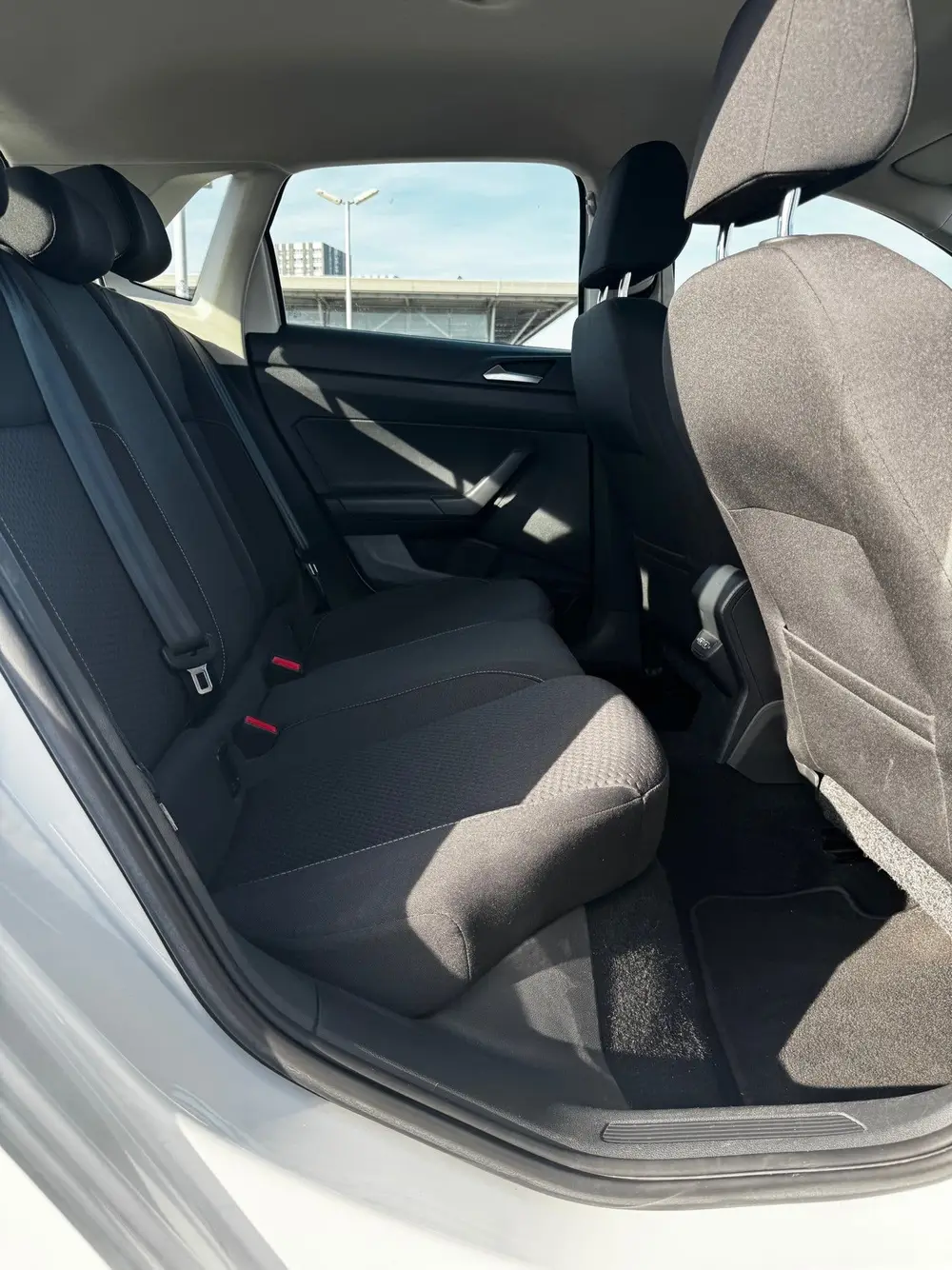 Volkswagen Polo 1.0 TSI Comfortline DSG AIRCO CRUISE CARPLAY uit 2019, foto 15
