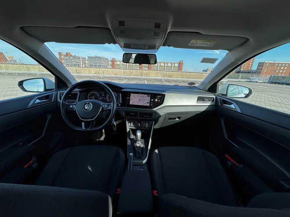 Volkswagen Polo 1.0 TSI Comfortline DSG AIRCO CRUISE CARPLAY uit 2019, foto 2