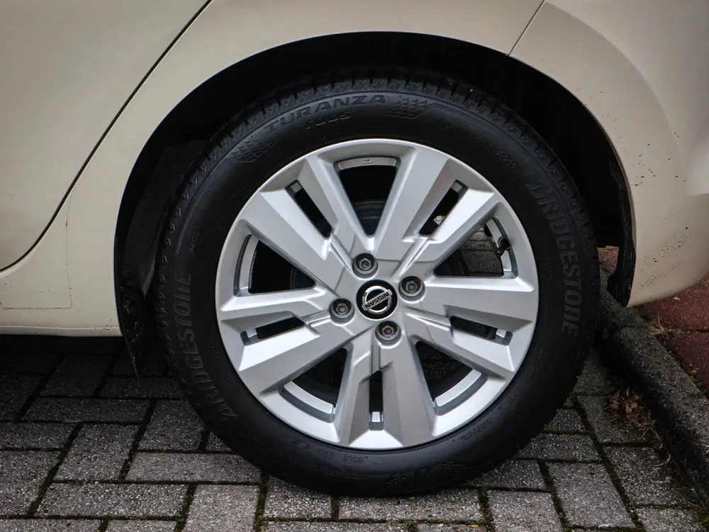Nissan Micra 1.0 IG-T N-Connecta uit 2020, foto 19