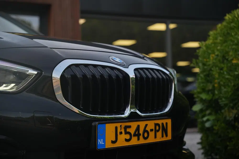 BMW 1-serie 118i Executive Edition Sport stoel stuur v uit 2020, foto 12