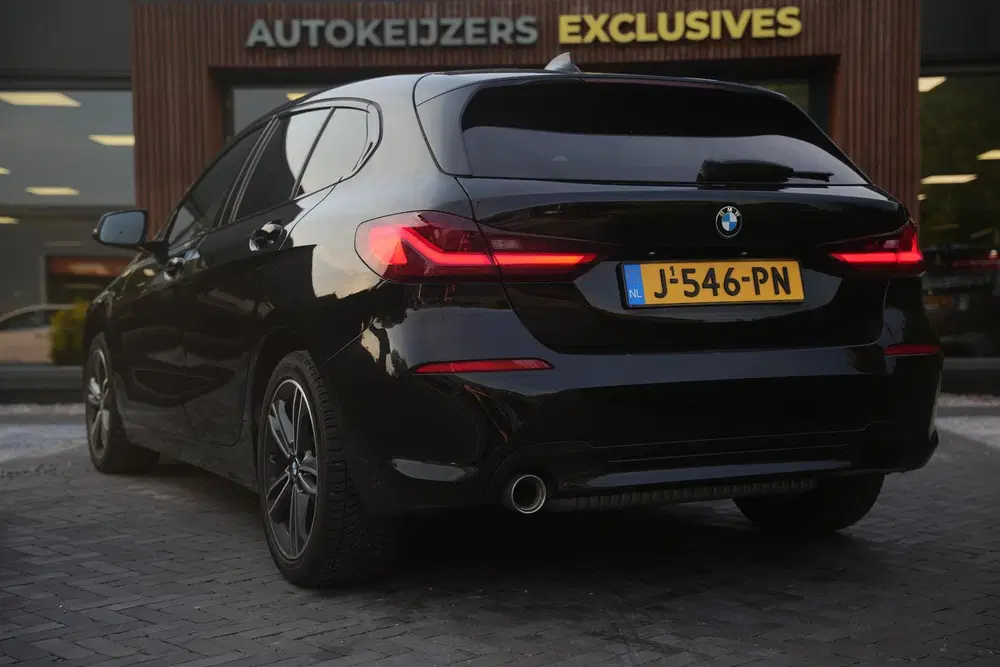 BMW 1-serie 118i Executive Edition Sport stoel stuur v uit 2020, foto 7