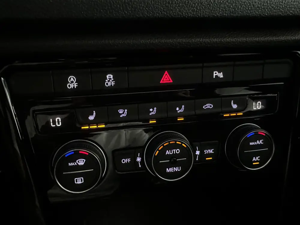 Volkswagen T-Roc 2.0 TSI 4Motion R Pano|Akra|Keyless|Sfeer uit 2022, foto 16