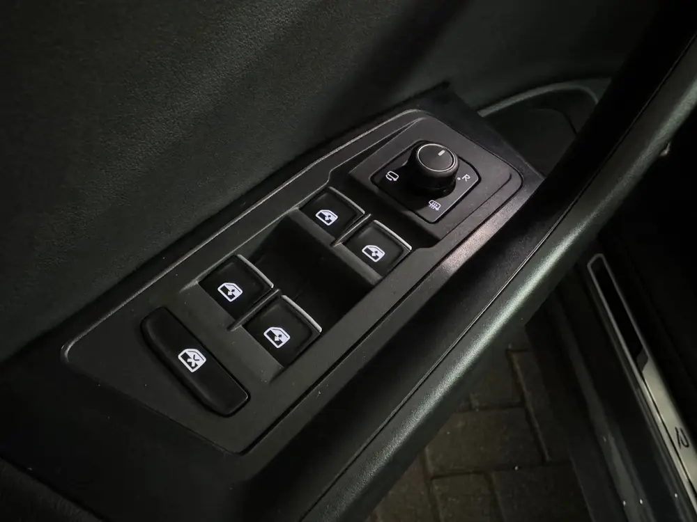 Volkswagen T-Roc 2.0 TSI 4Motion R Pano|Akra|Keyless|Sfeer uit 2022, foto 18