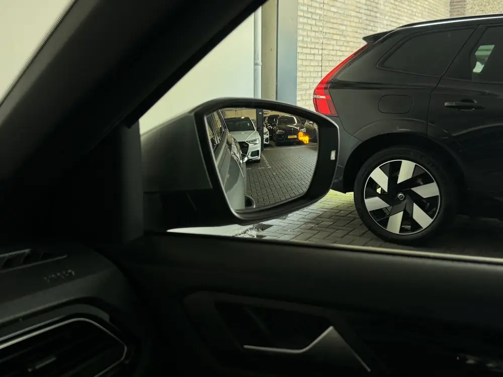 Volkswagen T-Roc 2.0 TSI 4Motion R Pano|Akra|Keyless|Sfeer uit 2022, foto 19