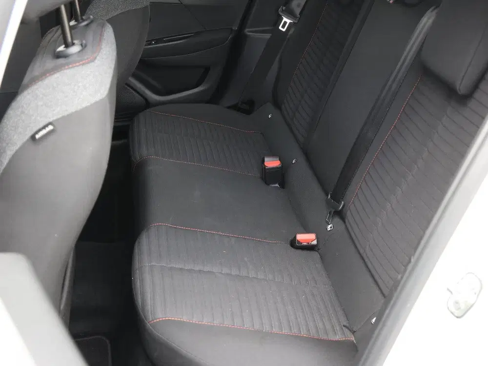 Peugeot 208 1.2 PureTech Active Pack LED uit 2022, foto 15