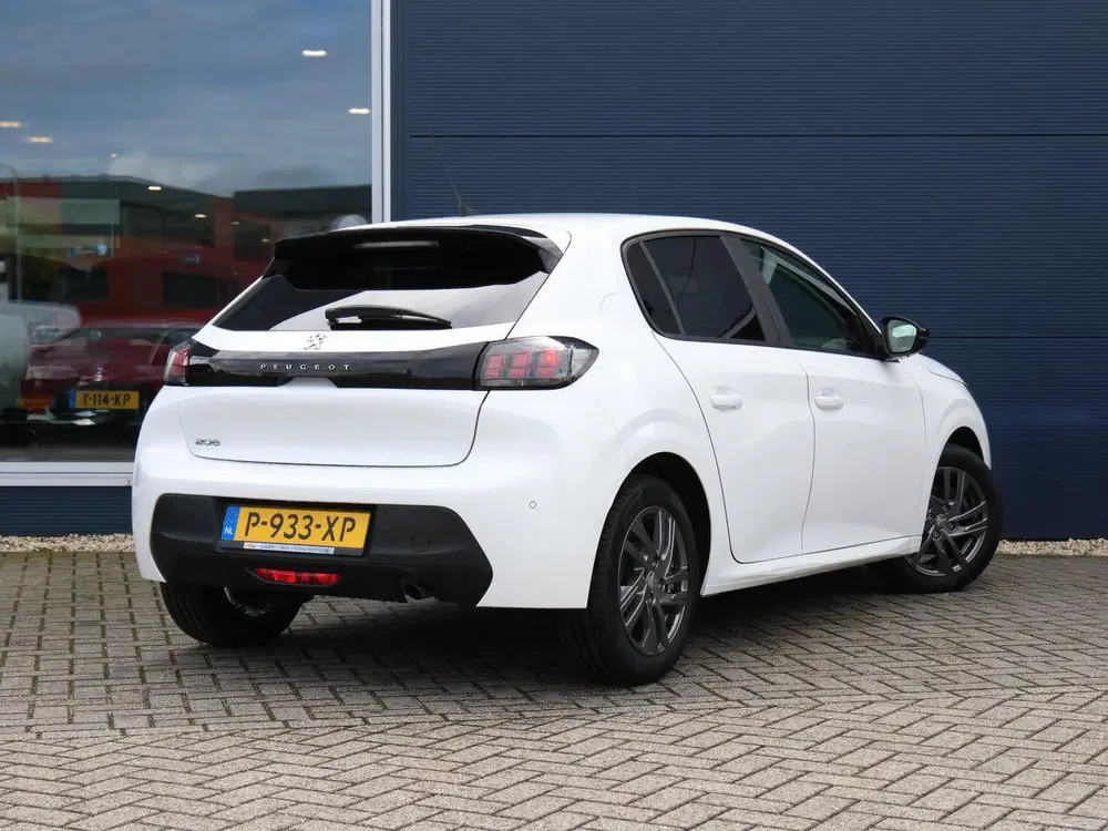 Peugeot 208 1.2 PureTech Active Pack LED uit 2022, foto 3