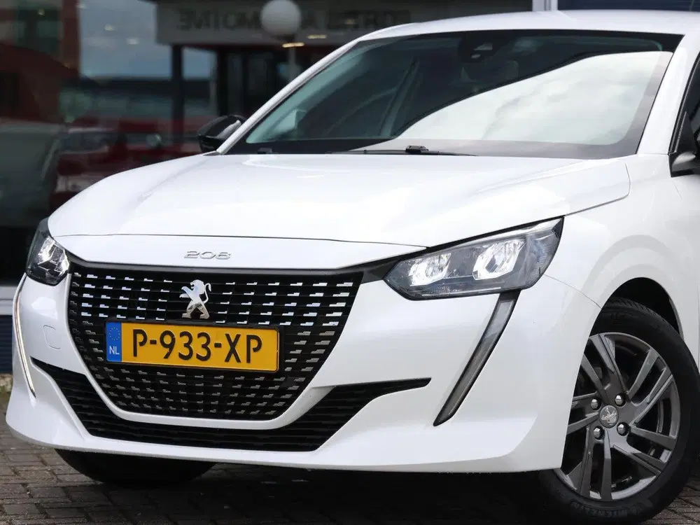 Peugeot 208 1.2 PureTech Active Pack LED uit 2022, foto 5