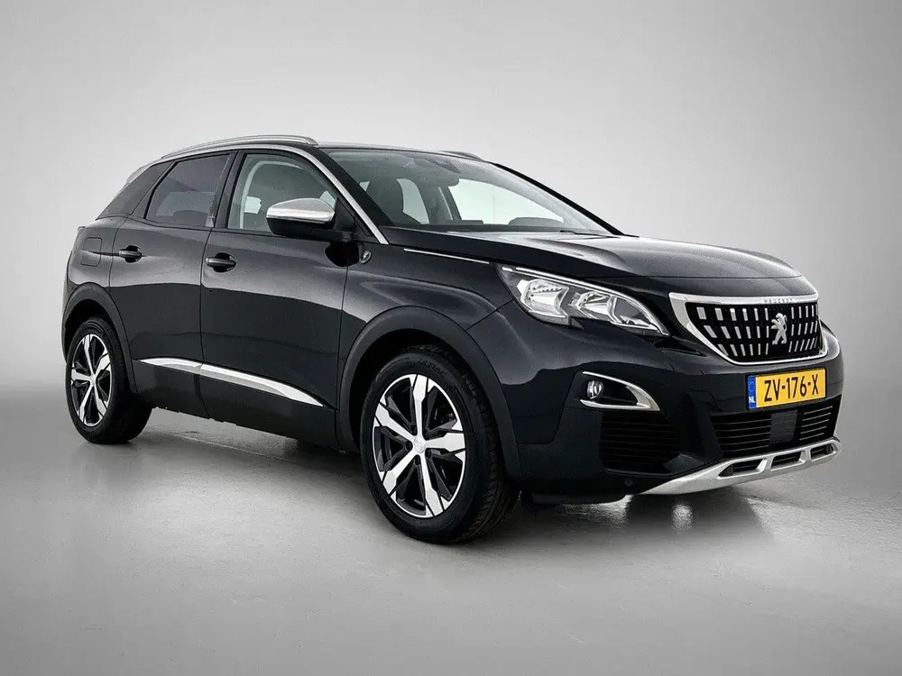 Peugeot 3008 1.2 130pk Automaat Crossway uit 2019, foto 2