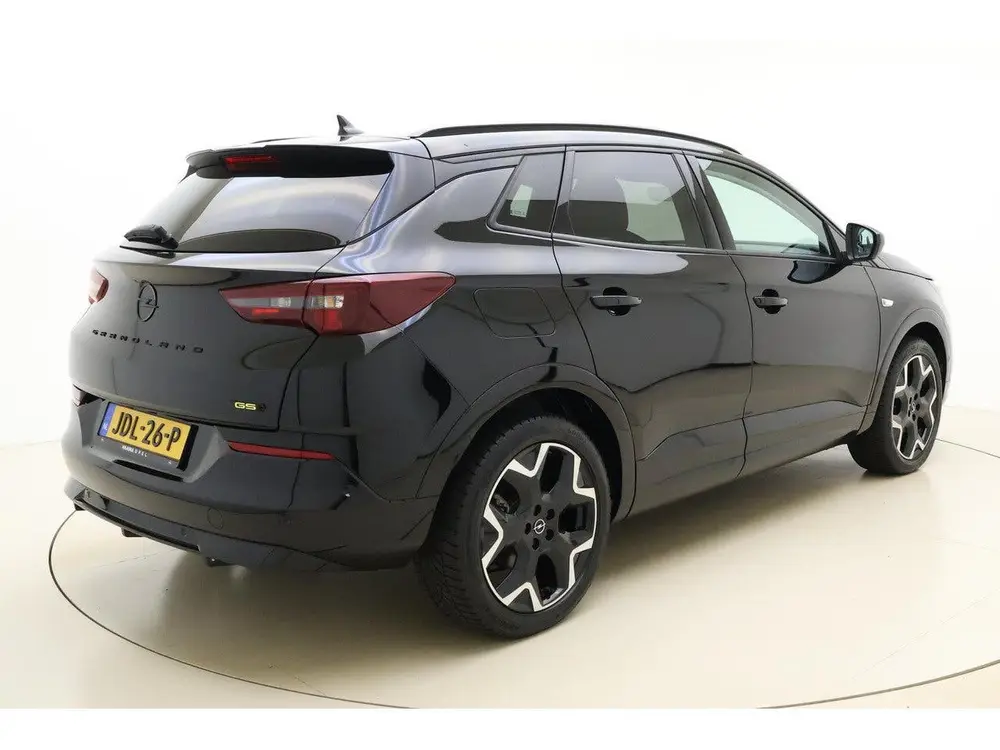 Opel Grandland 1.6 Turbo Plug-In Hybrid 300pk 4x4 GSe uit 2023, foto 2