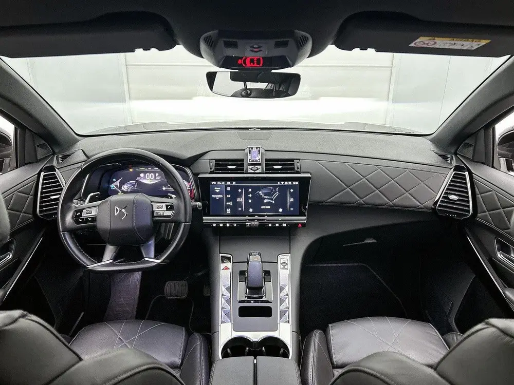 DS Automobiles DS 7 DS DS 7 E-Tense Rivoli 225pk Automaat uit 2023, foto 11