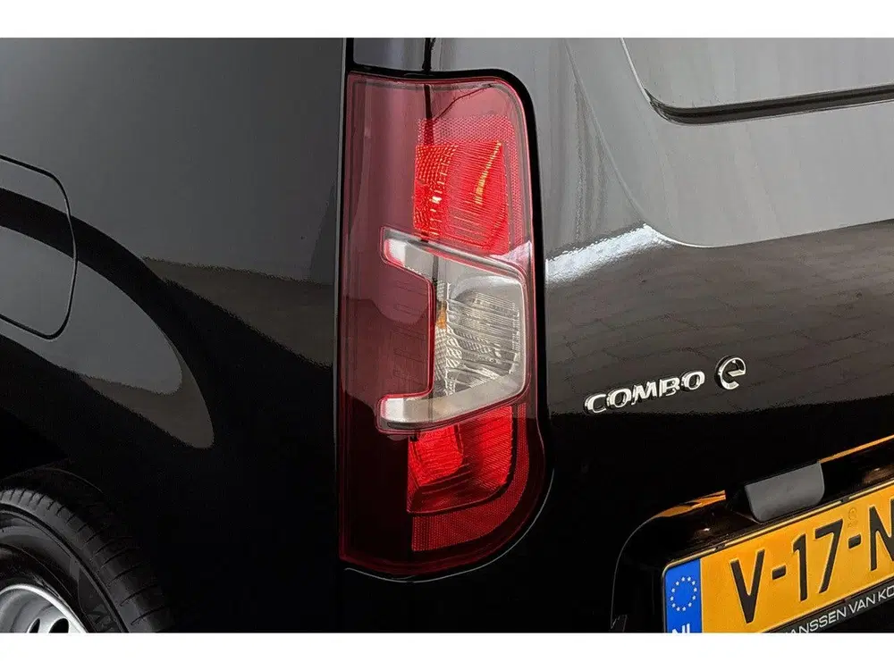 Opel Combo Electric 136 L1 50kWh Apple CarPlay Achter uit 2025, foto 19