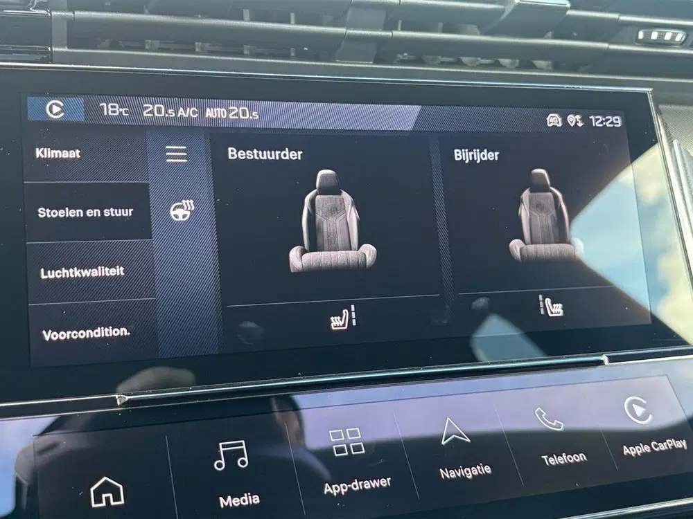 Peugeot 308 SW GT EV 58kWh 156pk uit 2026, foto 10