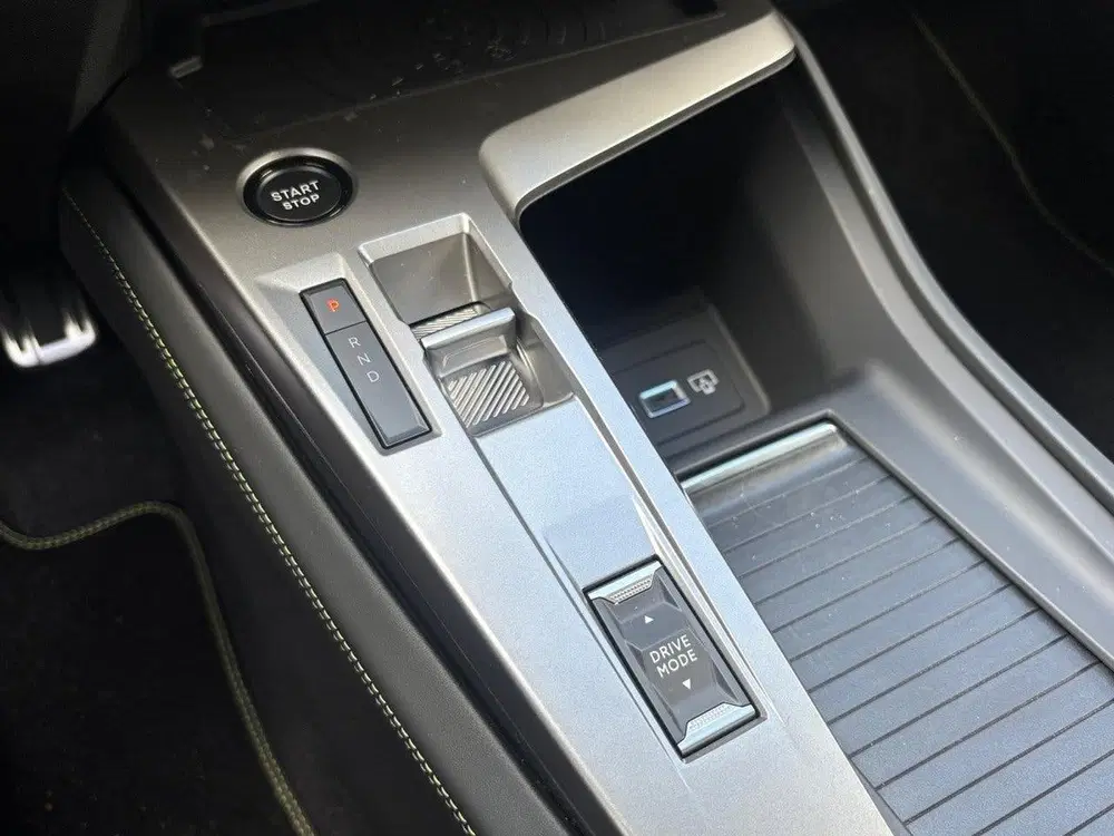 Peugeot 308 SW GT EV 58kWh 156pk uit 2026, foto 11