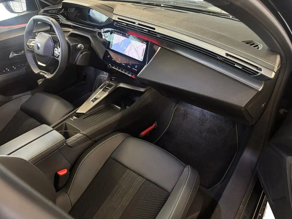 Peugeot 308 SW GT EV 58kWh 156pk uit 2026, foto 16