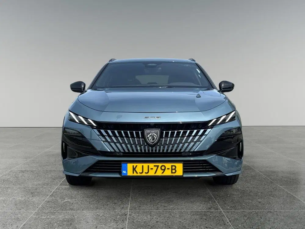 Peugeot 308 SW GT EV 58kWh 156pk uit 2026, foto 3