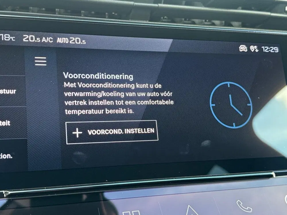Peugeot 308 SW GT EV 58kWh 156pk uit 2026, foto 9
